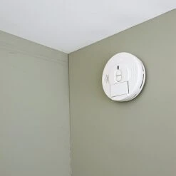 Scotch™ Extreme Fasteners, 1" X 1", Clear, 12/Pack (RFD7020) -Office Supplies Shop F5F9340B 4A15 4295 8E9033A8D9B11A34 sc7